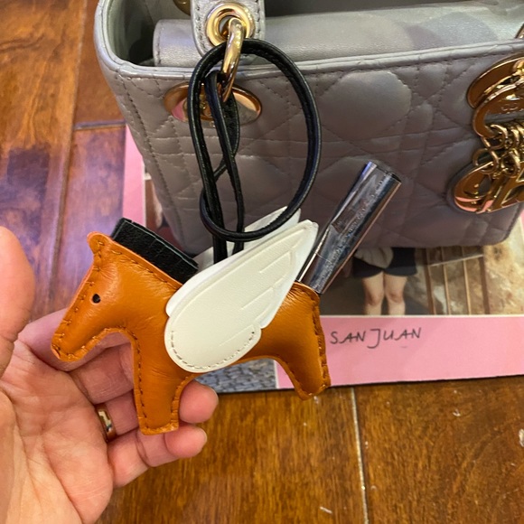 Bag charm - Picture 3 of 3